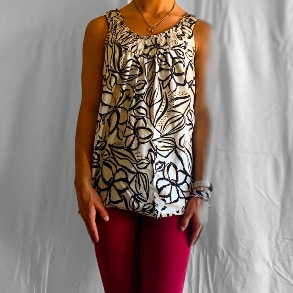 Black and white floral tank top blouse for women size small